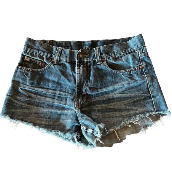 LEVI'S 507 Vintage Men’s 32 Denim Shorts Medium Blue Cotton Cut-Off Outdoor - Picture 1 of 12